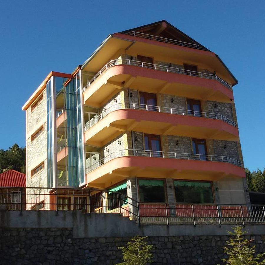 Lura Hotel Fushe-Lure Exterior foto